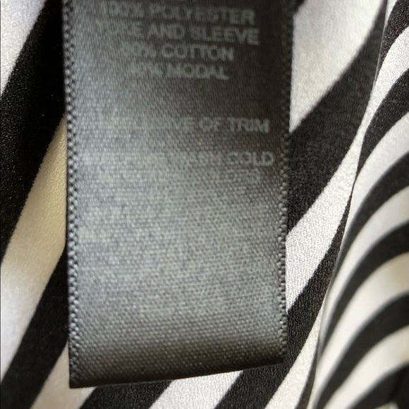 Express Three-Quarter Sleeve Shirt - Picture 3 of 3